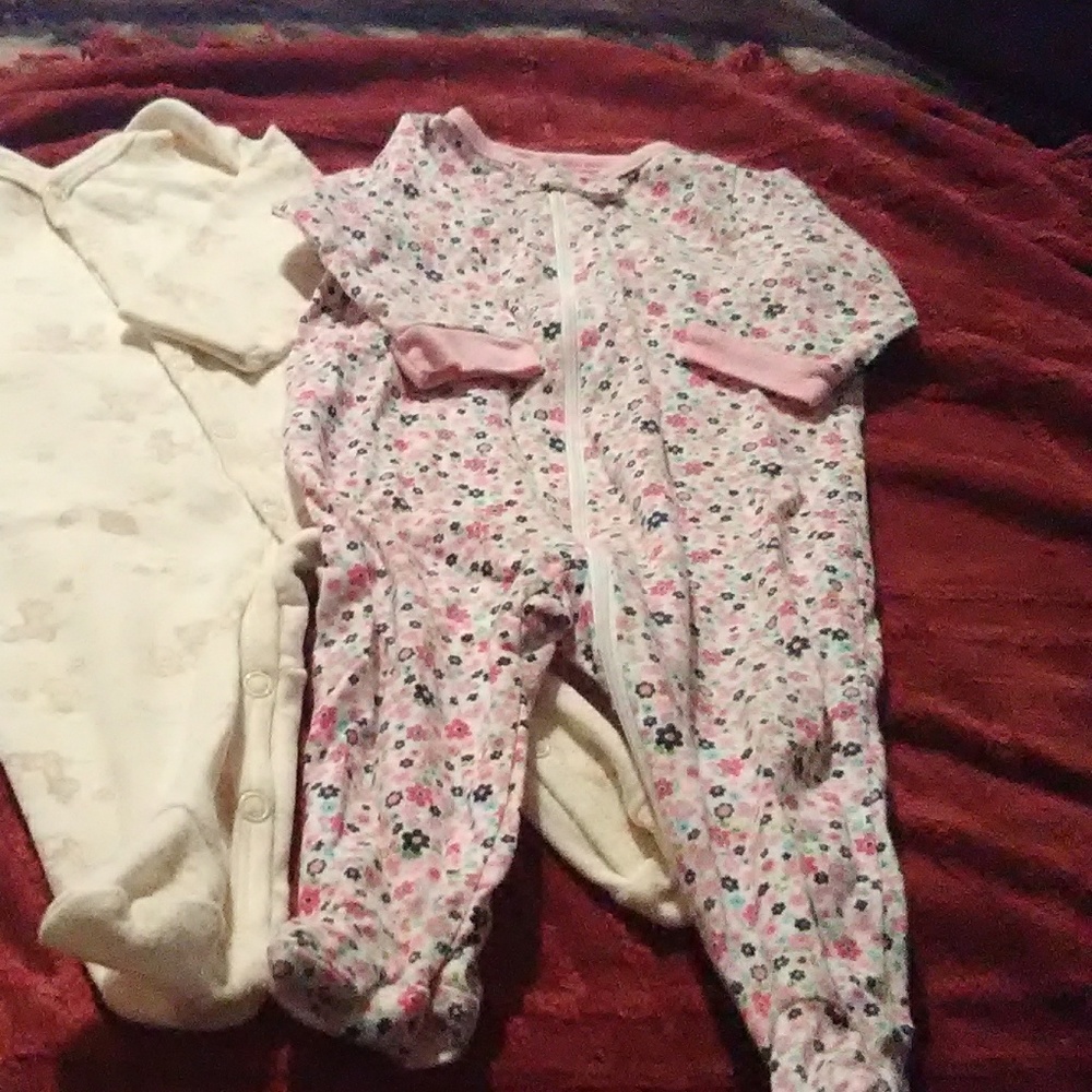 2 Baby one piece